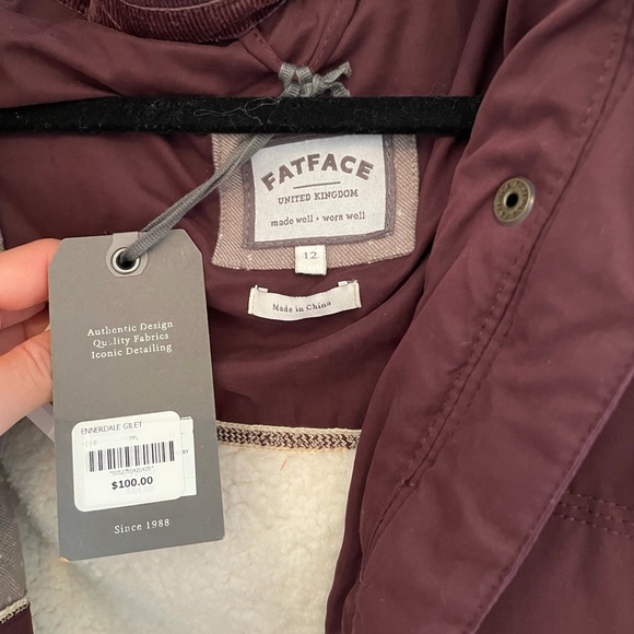 Fat face women’s burgundy vest removable fur hood - Picture 5 of 5